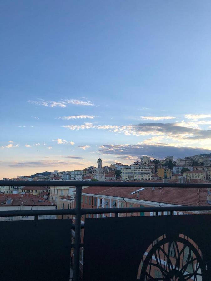Cavour17 Leilighet Sanremo Eksteriør bilde