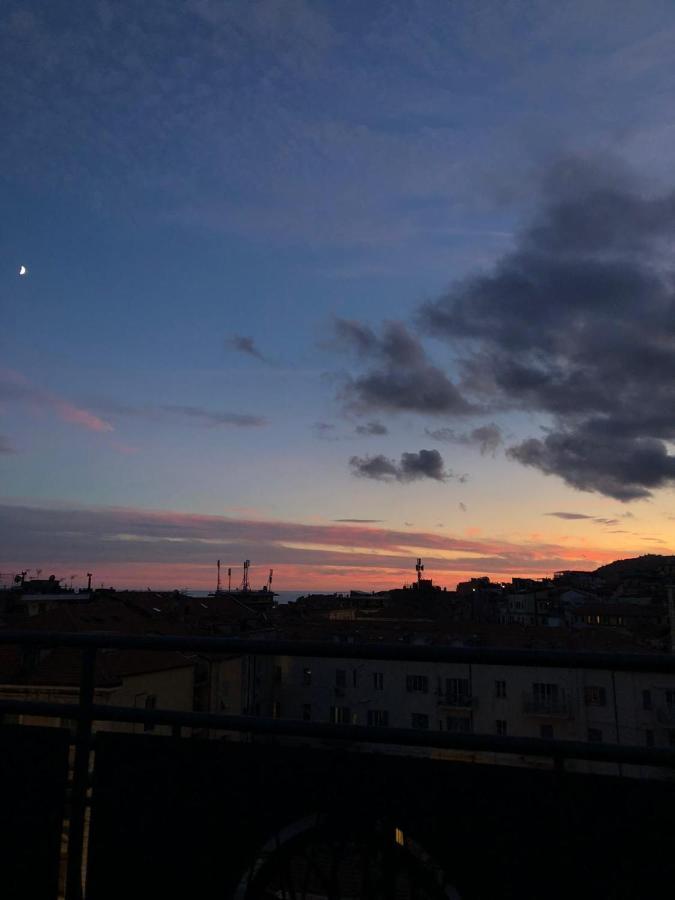 Cavour17 Leilighet Sanremo Eksteriør bilde