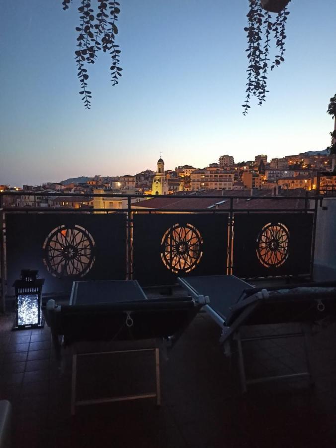 Cavour17 Leilighet Sanremo Eksteriør bilde